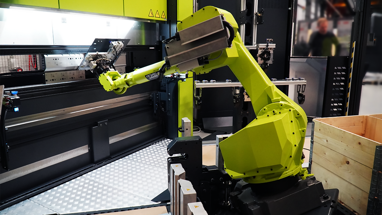Väčší dosah robota ukotveného pod uhlom